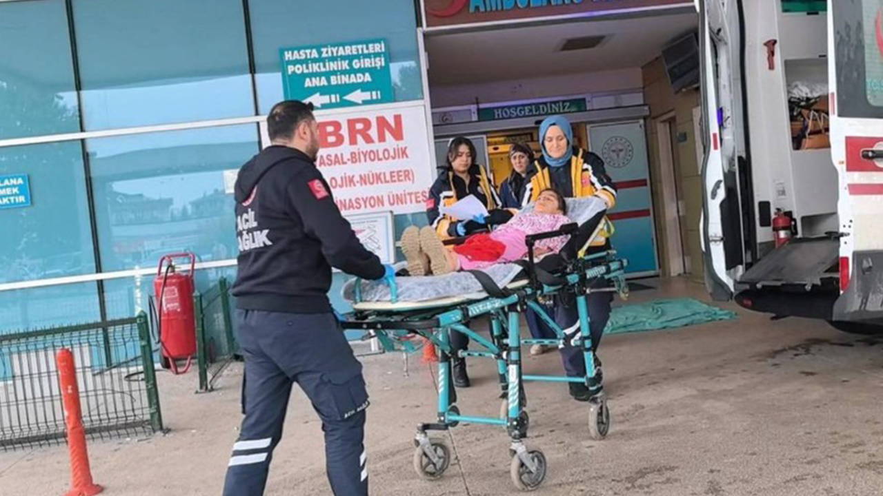 bursada dehset anlari 250 kiloluk kapi kucuk kizin uzerine dustu TVk6kPt5.jpg