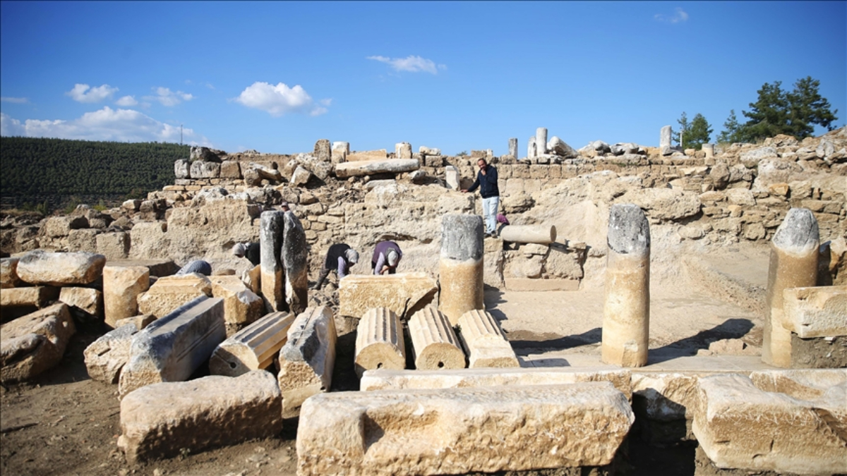 hyllarima antik kentinde yeni kesif tarihi dukkanlar ortaya cikti 4x1cgLzS.jpg