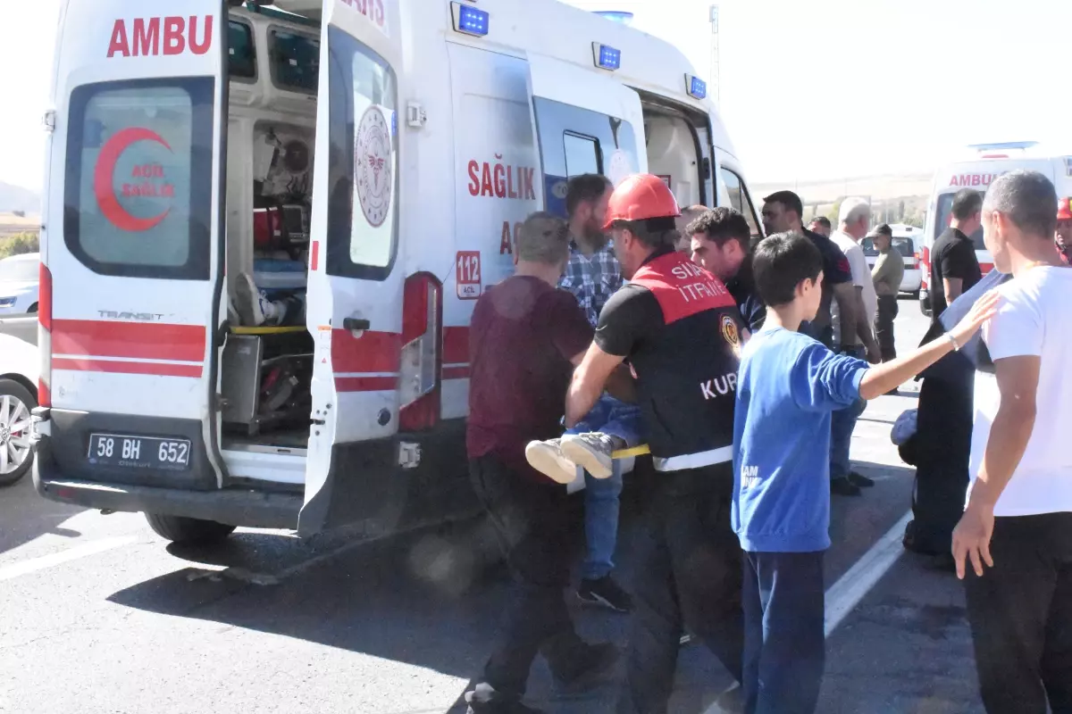 sivasta kaza 10 yarali GOcLkGRu