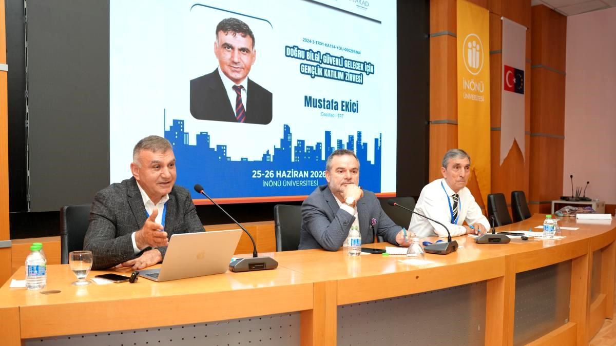 Malatya’da “Doğru Bilgi, Güvenli Gelecek” zirvesi