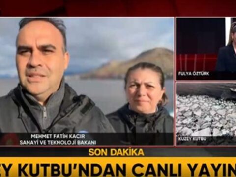 Sanayi ve teknoloji bakani mehmet fatih kacir kuzey kutbundan canli yayinla cnn turkte V92temnH